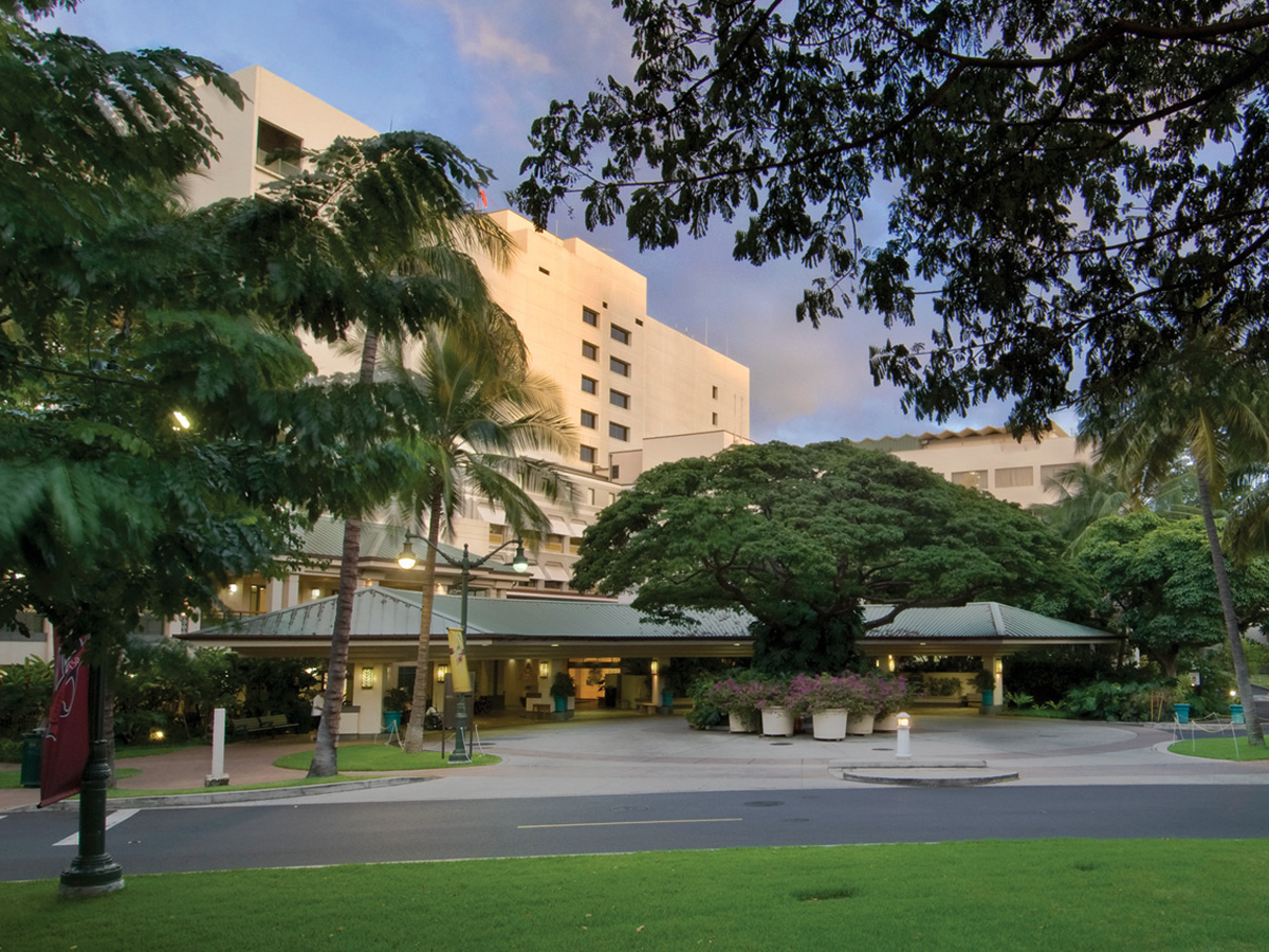 Queen's Medical Center