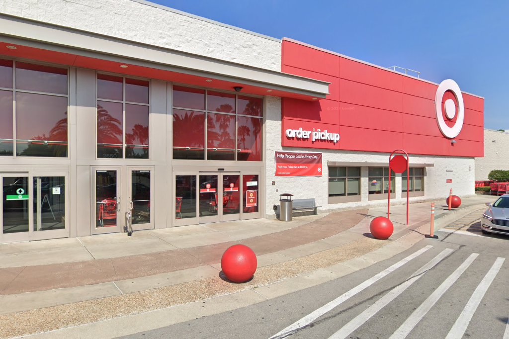 CVS Pharmacy
